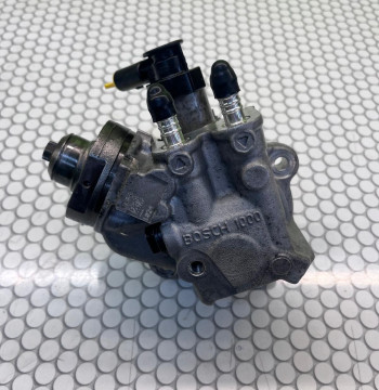 Einspritzpumpe  BOSCH 0445010517 BWM